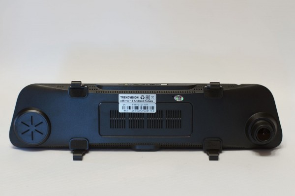 Дооснащаем машину полезными функциями без вмешательства в интерьер. Android-зеркало в автомобиле &ndash; насколько это удобно?