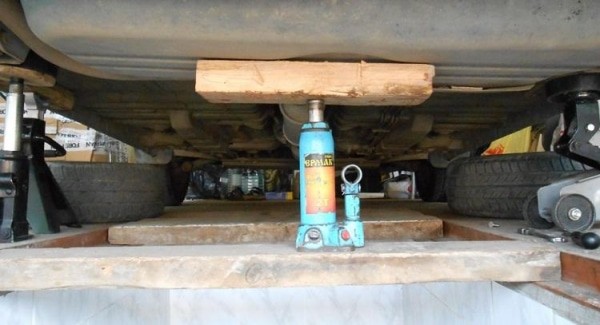 Как заменить трос стояночного тормоза