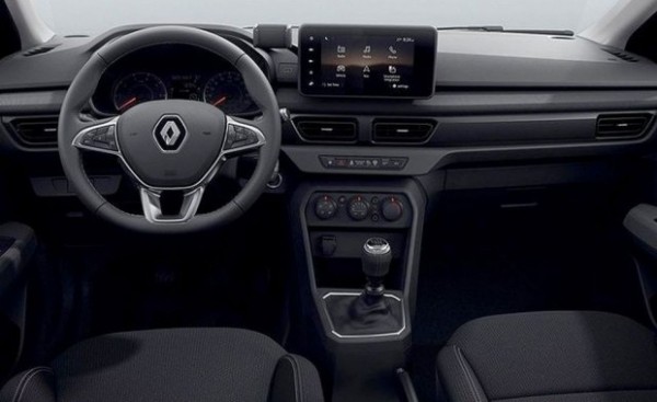 Наш новый Renault Logan: первые фото салона и подробности