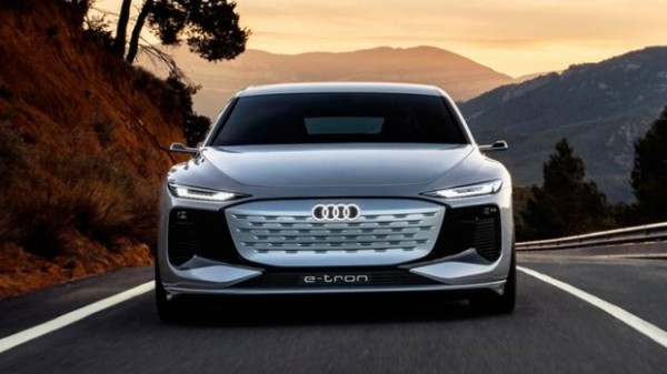 Новый электрокар Audi A6 e-tron слили перед премьерой
