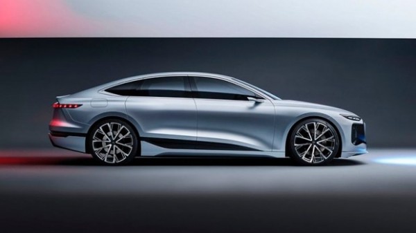Новый электрокар Audi A6 e-tron слили перед премьерой