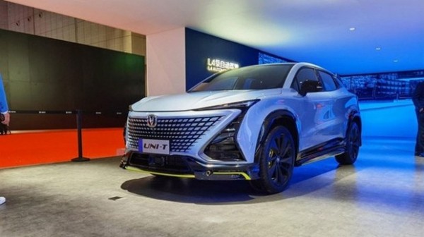 Новый кроссовер Changan UNI-T был представлен в Шанхае