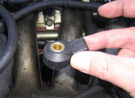 Признаки неисправности датчика детонации: на что обратить внимание и как устранить проблему