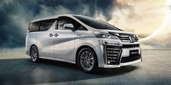 Toyota представила ещё одну вариацию Crown