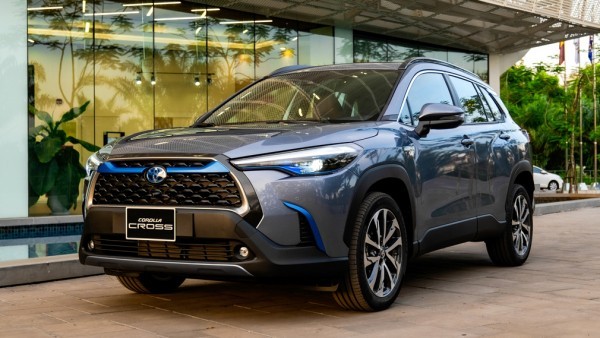 Компания Toyota запатентовала в России новый кроссовер Toyota Corolla Cross