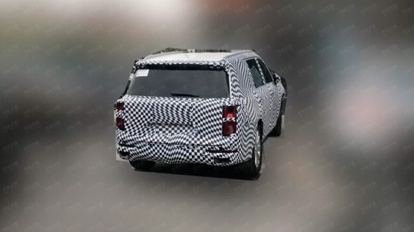 В Сети появились фотографии обновленного GAC Trumpchi GS8