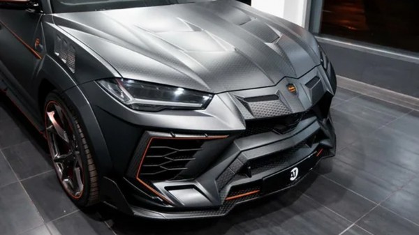 В РФ продают Lamborghini Urus от ателье Mansory за 50 млн рублей
