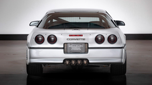 Corvette, установивший рекорд скорости в 1988 году, уйдет с молотка
