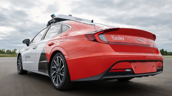 Такси без водителей появятся на общедоступных дорогах РФ после 2025 года