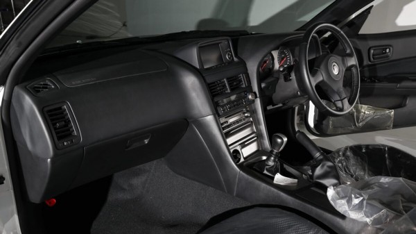 Редкий Nissan Skyline R34 GT-R V-Spec II Nur 2002 года с нулевым пробегом выставили на аукцион