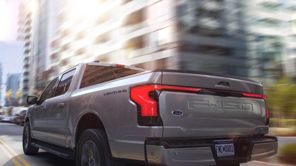 Ford представил электрическую версию пикапа F-150 под названием Lightning