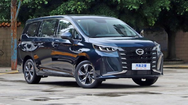 Компания GAC представила в Китае обновленный минивэн GAC M6 Pro