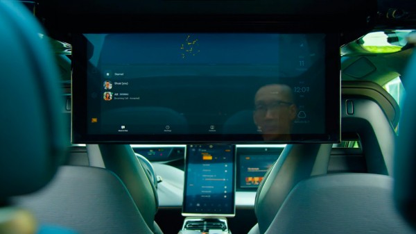 Серийный электрокар FF 91 от Faraday Future оборудовали 27-дюймовым экраном