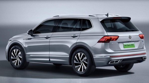 Компания Volkswagen обновила кроссовер Tiguan L