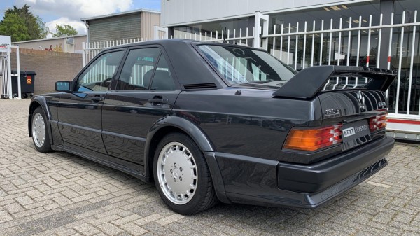 Уникальный Mercedes-Benz 190E 2.5-16 Evolution выставлен на продажу