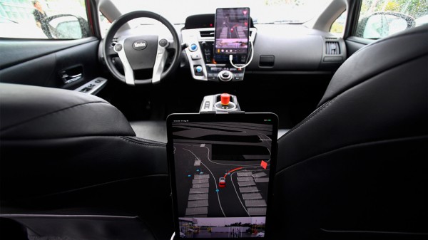 Такси без водителей появятся на общедоступных дорогах РФ после 2025 года