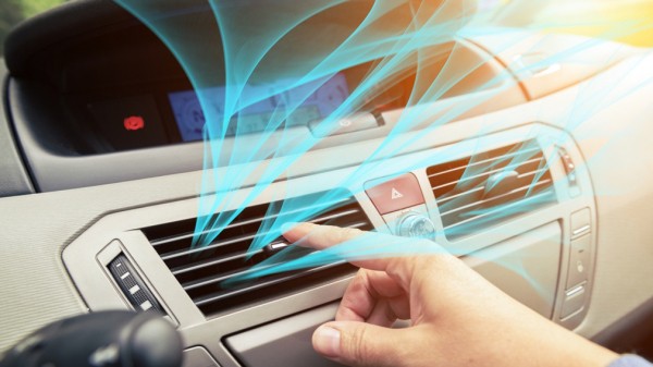 Эксперты назвали способы быстро охладить воздух в машине