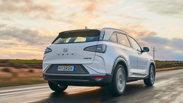 Кроссовер Hyundai Nexo установил мировой рекорд дальности хода для авто на водороде