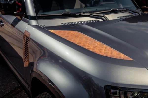 Новый Defender получил набор &laquo;ржавых деталей&raquo;