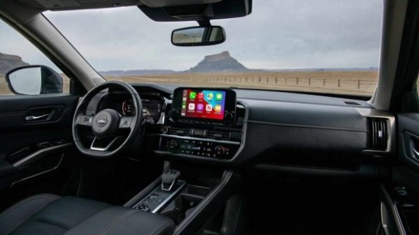 Новый Nissan Pathfinder встал на конвейер