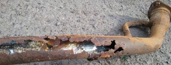 Причины запаха бензина в салоне