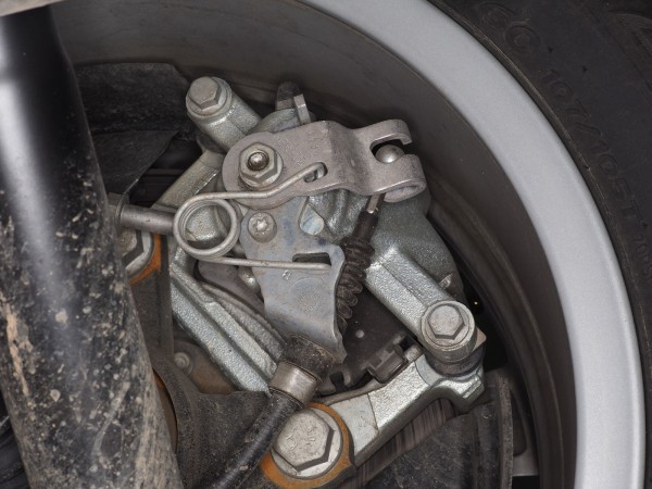 &laquo;Резать, не дожидаясь перитонита!&raquo;: как работает сервис Volkswagen &ndash; коммерческие автомобили