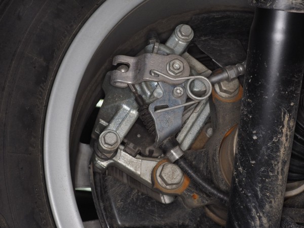 &laquo;Резать, не дожидаясь перитонита!&raquo;: как работает сервис Volkswagen &ndash; коммерческие автомобили