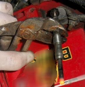 Стартер крутит, но мотор не заводится