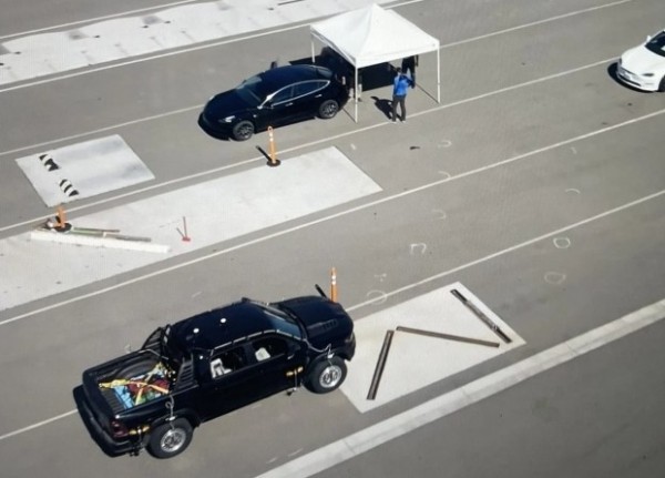 Tesla Cybertruck равняется на RAM TRX?