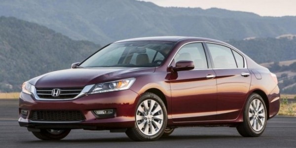 Владельцы Honda Accord жалуются на &laquo;рулевую аномалию&raquo;