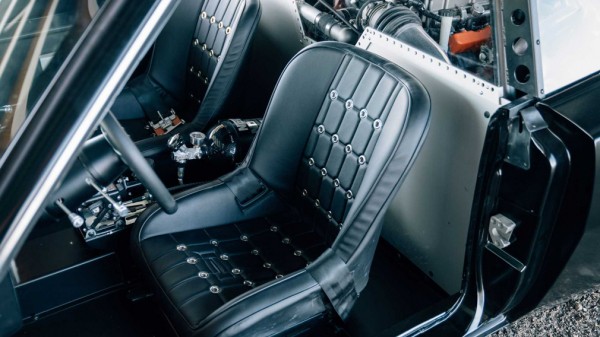 Среднемоторный Dodge Charger из нового фильма &laquo;Форсаж&raquo; сертифицирован для обычных дорог