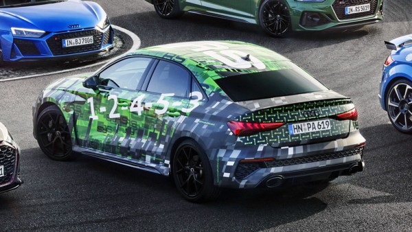 Audi опубликовала первые официальные фотографии &laquo;заряженных&raquo; моделей Audi RS 3 нового поколения