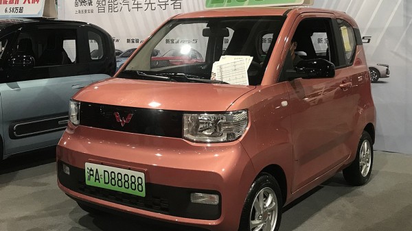 Производство китайского электрокара за 4,5 тыс. долларов достигнет 1,2 млн штук в 2022 году