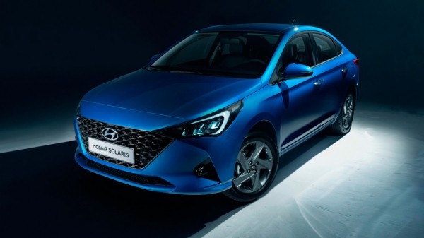 В Сети показали изображения Hyundai Solaris в кузове универсал