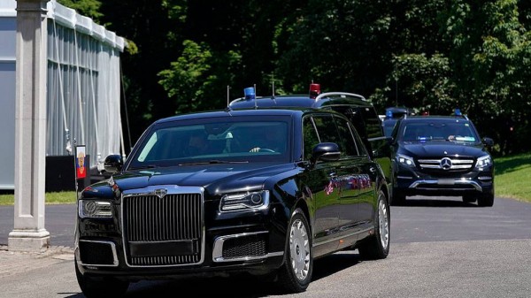 СМИ сравнили мощности автомобилей президентов России и США