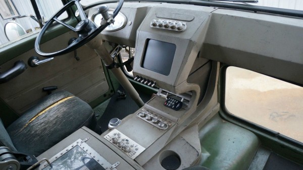 На продажу выставлен грузовик из фильма &laquo;Живая сталь&raquo;