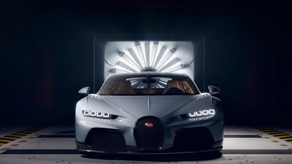 Bugatti представила новый эксклюзивный гиперкар Chiron Super Sport