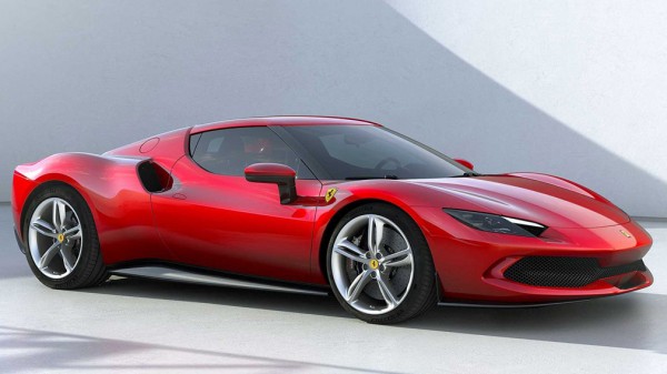 Компания Ferrari представила своё новейшее купе Ferrari 296 GTB с гибридным V6