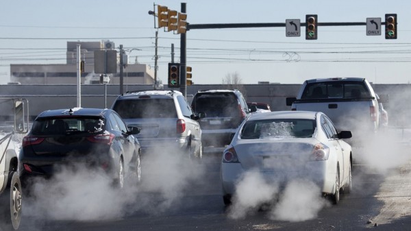 В Европе предлагают запретить рекламу машин с бензиновыми и дизельными моторами