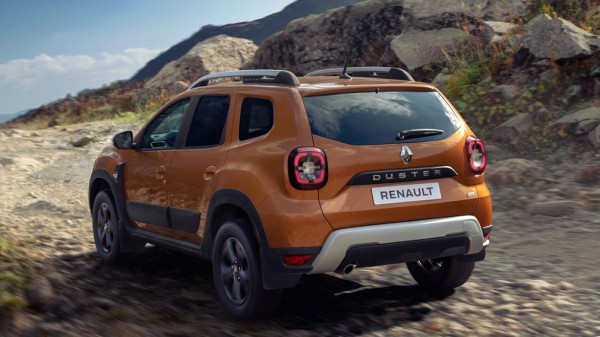 Представлены первые изображения обновленного Renault Duster