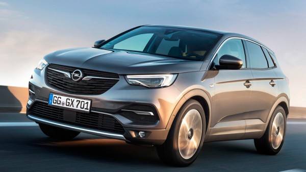 В компании Opel рассказали о своих планах в России