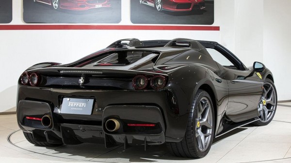 На продажу выставлен редчайший Ferrari J50 2019 года выпуска за 3,6 млн долларов