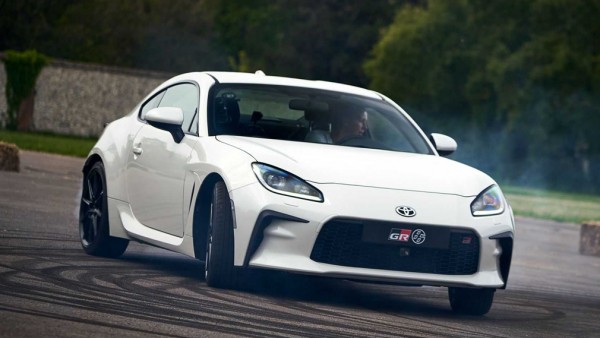 Компания Toyota покажет в Гудвуде новое спорткупе GR 86