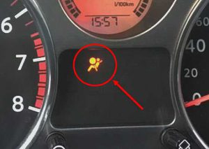 Горит лампочка подушки безопасности: неисправности AIRBAG