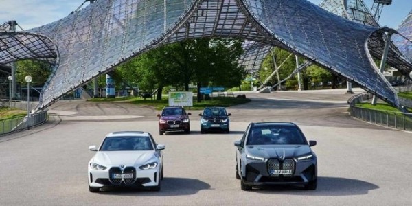Как BMW справляется с использованными батареями?