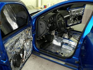 Как сделать шумоизоляцию автомобиля своими руками