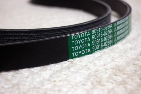 На разрыв и в агрессивной среде: испытываем оригинальные и поддельные приводные ремни