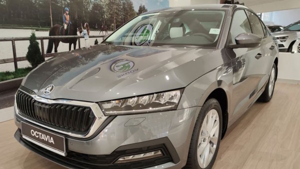 Компания Skoda объявила скидки на свои авто в РФ в июле 2021 года