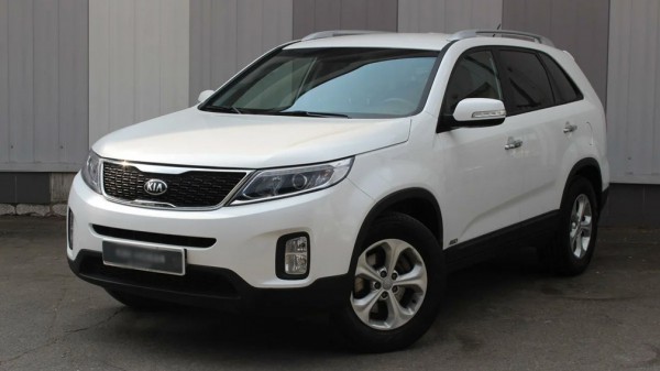 ТОП-5 семейных авто с пробегом с хорошим показателем безопасности за 1 млн рублей