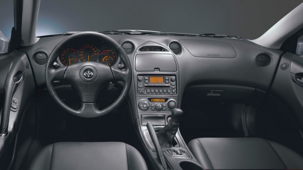 Топ-3 недорогих японских купе до 500 000 рублей